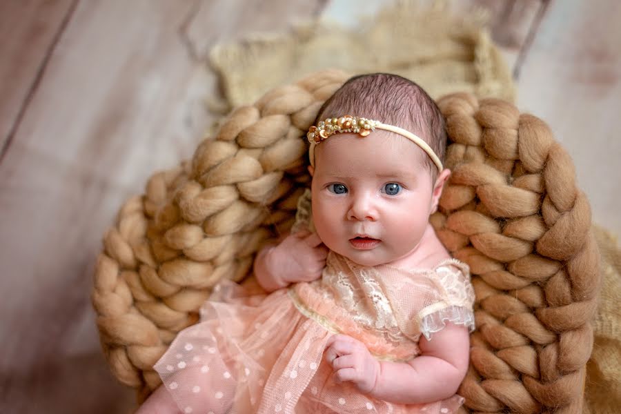 Fotógrafo de casamento Elena Storozheva (elenafotovic). Foto de 21 de julho 2022