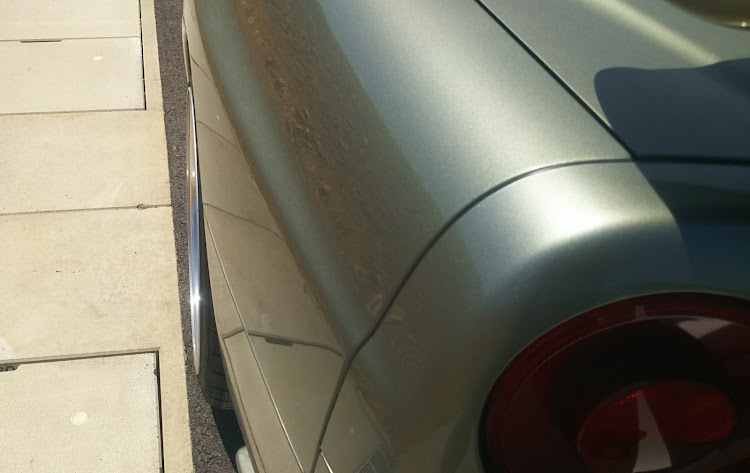 スカイライン GT-Rのキャリパー塗装・ミレニアムジェイド・カーボンセラミックブレーキ・みんなでつくろうホイール図鑑・ホイールに関するカスタム事例の投稿画像4枚目