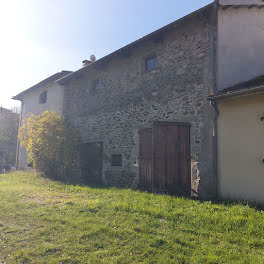 maison à Chaumont-le-Bourg (63)