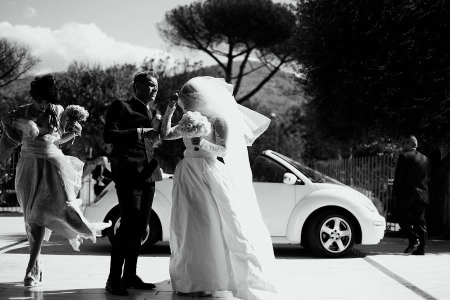 Fotografo di matrimoni Roberto Iodice (robertoiodice). Foto del 12 aprile 2021