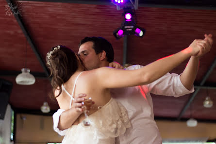 Fotógrafo de casamento Carina Rivero (diganwiskii). Foto de 11 de setembro 2019