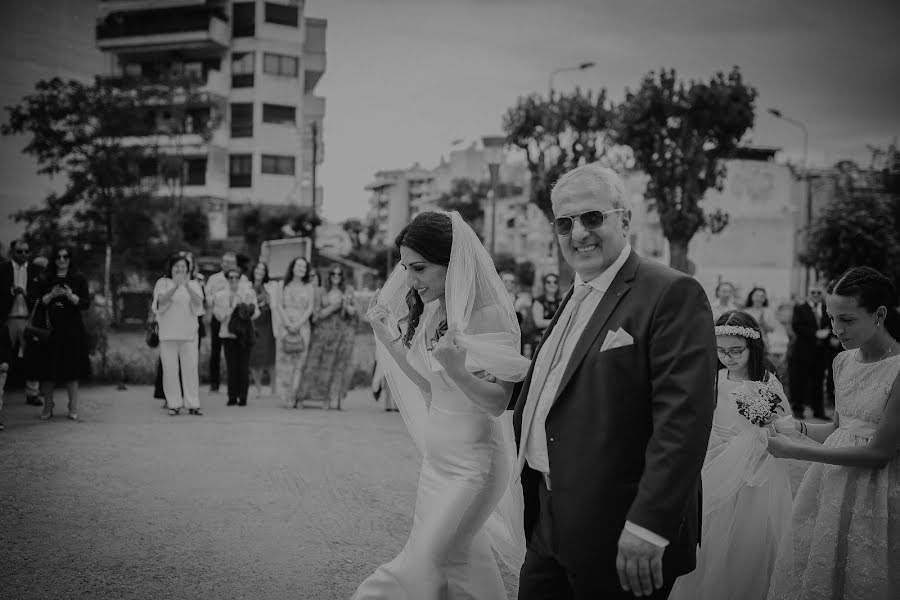 Wedding photographer Stathis Iliopoulos (chriseliopoulos). Photo of 1 June 2023