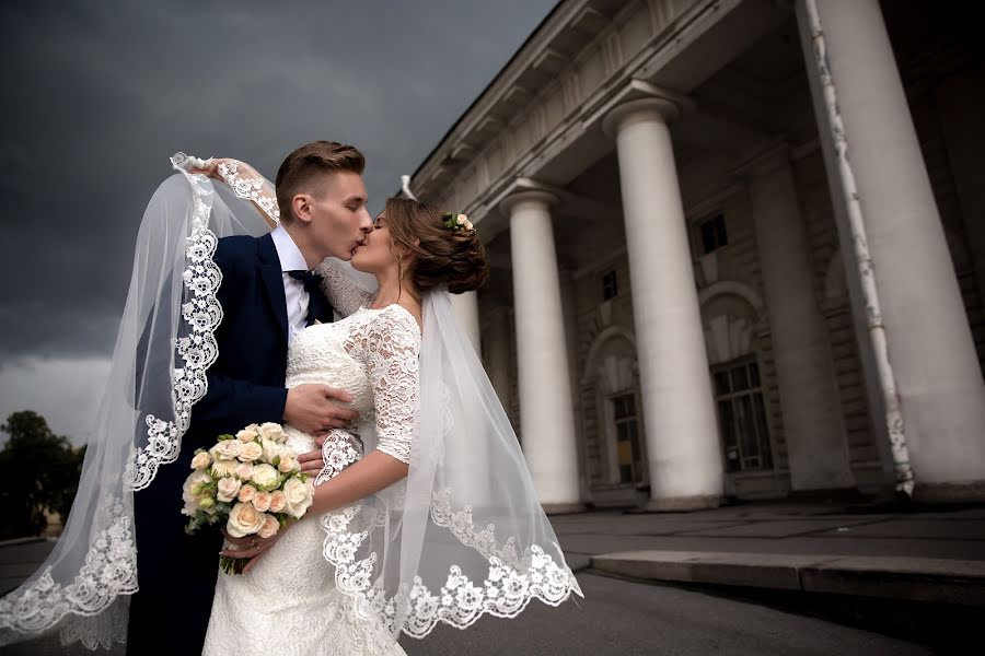 Fotografo di matrimoni Aleksandr Zarvanskiy (valentime). Foto del 2 agosto 2016