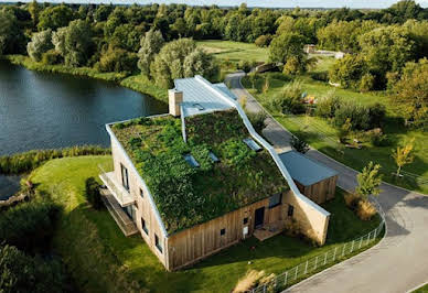 Maison avec piscine et terrasse 4