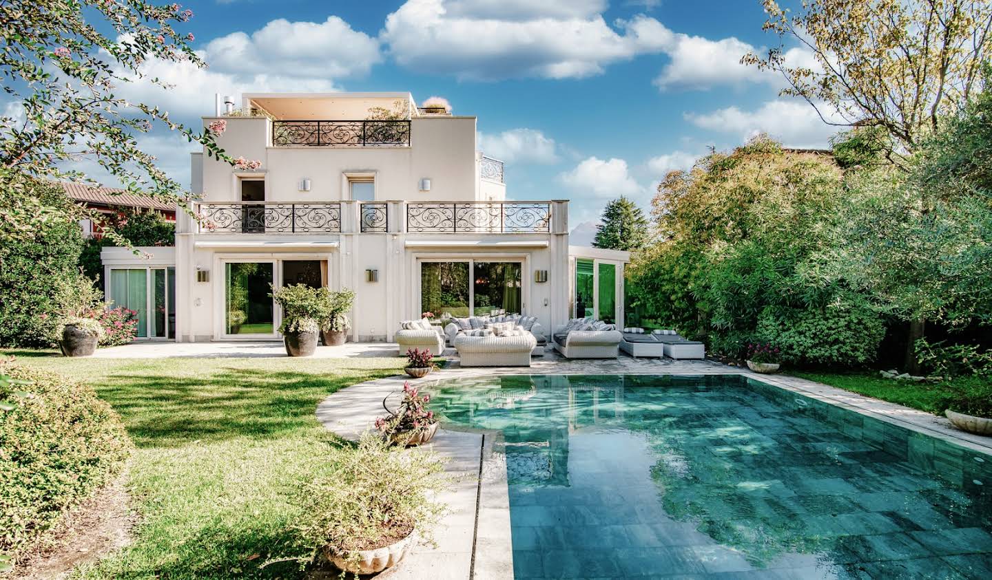 Maison avec jardin et terrasse Gentilino