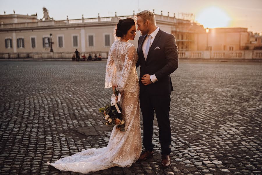 Jurufoto perkahwinan Irina Morina (morinafoto). Foto pada 14 April 2022