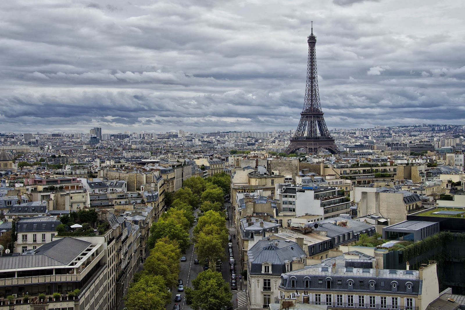 2011-09-17-france-shetzertrip-paris-arcdetriomphe-11-48-15.jpg