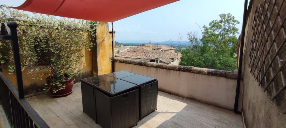 Vente appartement 5 pièces 142 m² à Cadenet (84160), 340 000 €