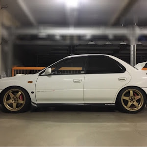 インプレッサ WRX GC8