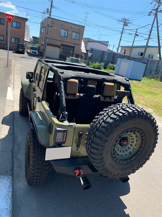 ラングラーアンリミテッドのコマンドグリーン・トップレス・フルオープン・liftedwrangr・サンシェードに関するカスタム事例の投稿画像5枚目