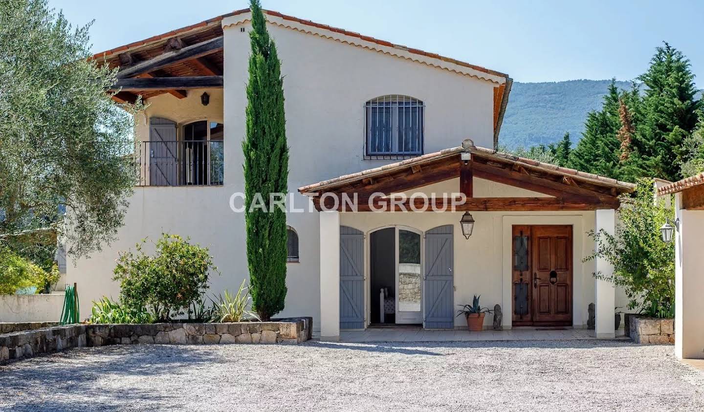 Villa avec piscine et terrasse Châteauneuf-Grasse