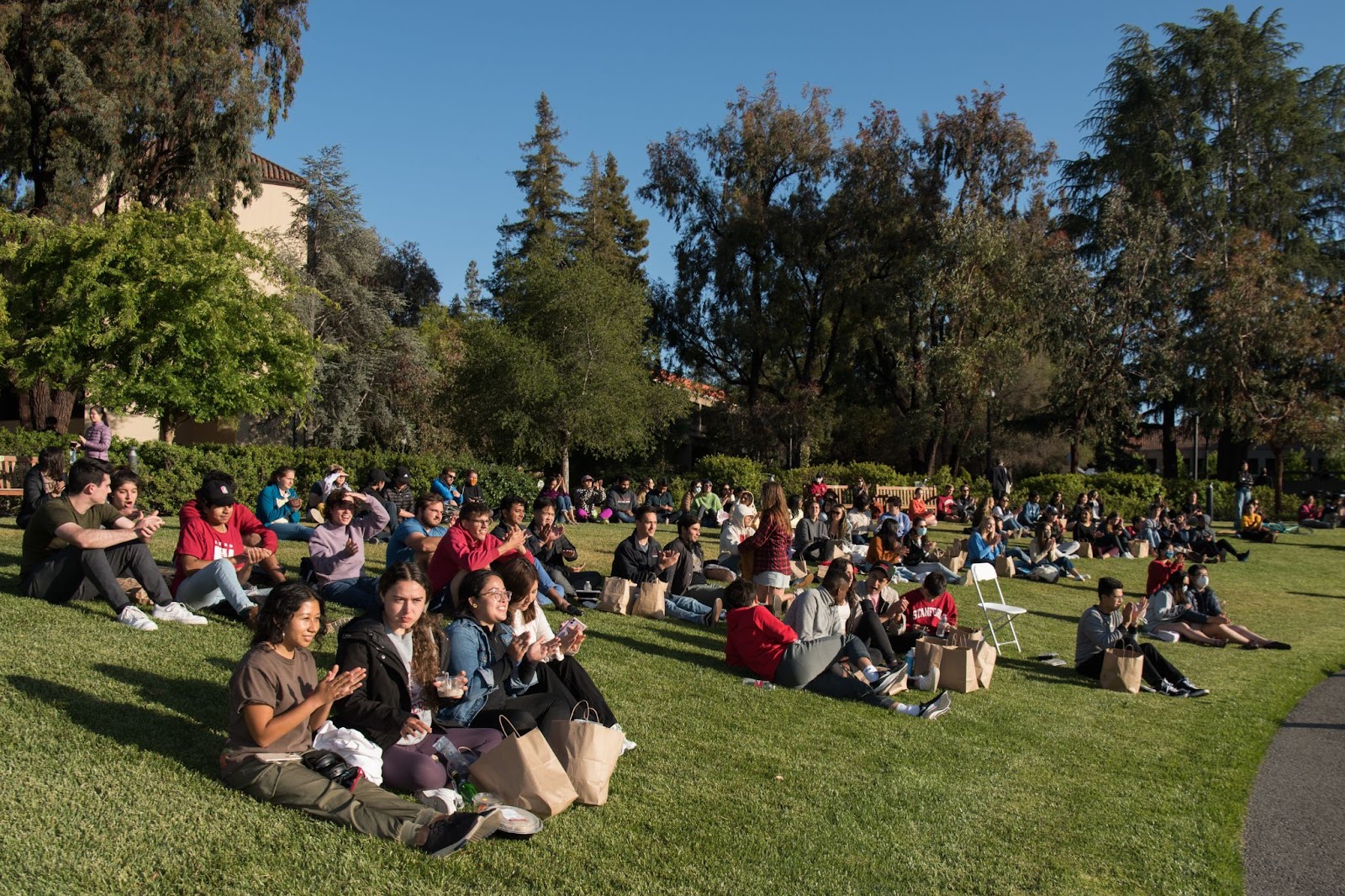 Live music returns to Stanford with Philharmonia performance on Meyer Green