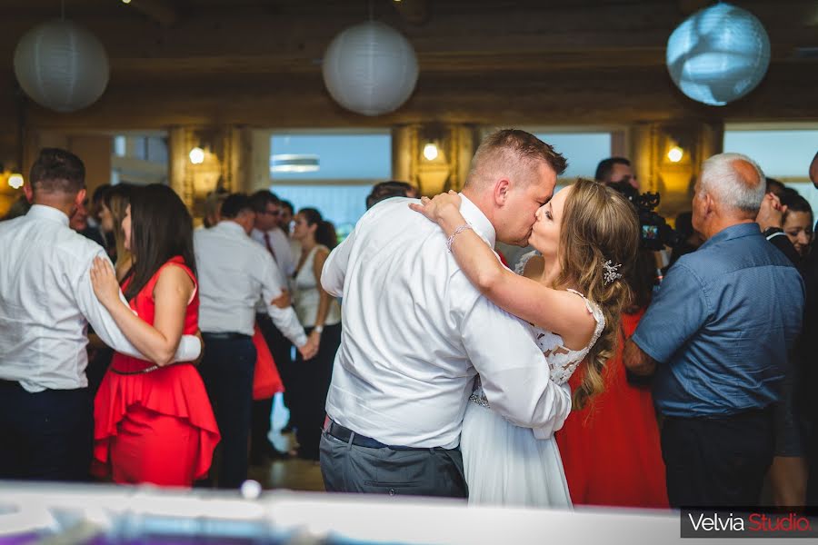 Fotografo di matrimoni Velvia Studio (velviastudio). Foto del 28 ottobre 2019