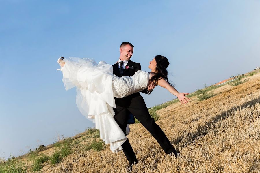 婚禮攝影師Enrique Cuevas（clfotografos）。2019 5月23日的照片