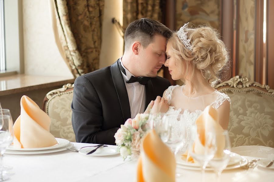 Fotografo di matrimoni Elena Shmakova (shmakovaelena). Foto del 27 gennaio 2021