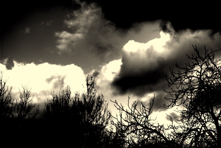 Dark Clouds di federicoalbicocco