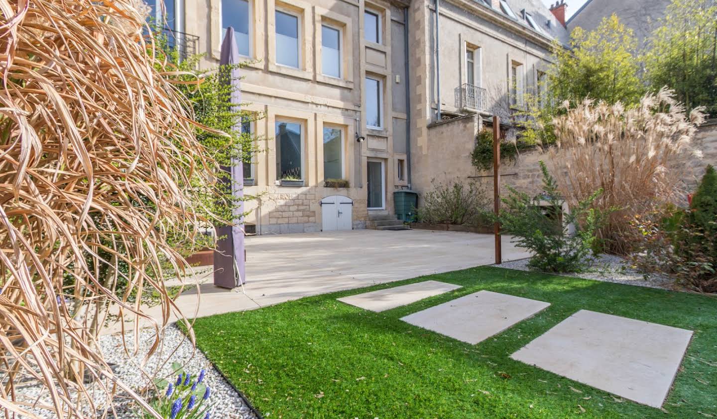 House with pool and terrace Dijon