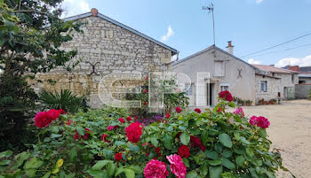 maison à Roiffé (86)