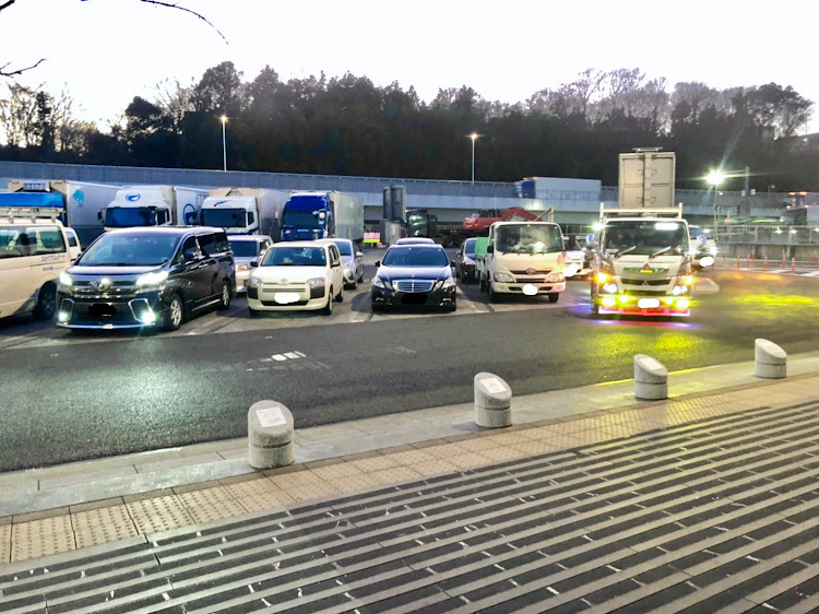 Eクラス セダンのならし運転・ダッフィー・車中泊・圏央道・中央道に関するカスタム事例の投稿画像5枚目