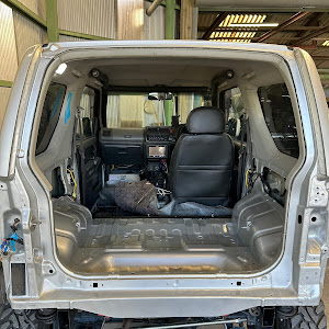 ジムニー JB23W