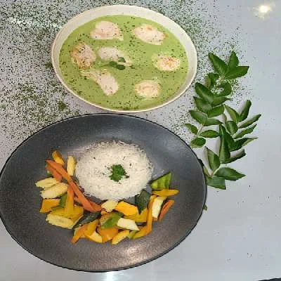 Green Chicken Curry