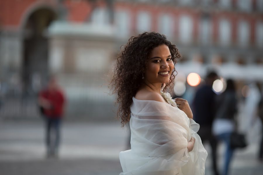 Fotografer pernikahan Carina Rodríguez (altoenfoque). Foto tanggal 18 April 2017