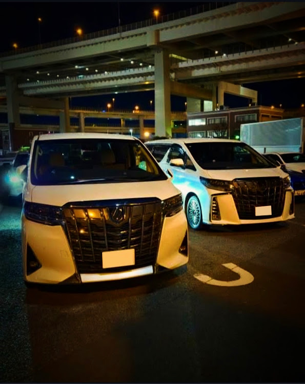 アルファードの大黒PA・2月もよろしくお願いします・首都高ドライブに関するカスタム事例の投稿画像1枚目