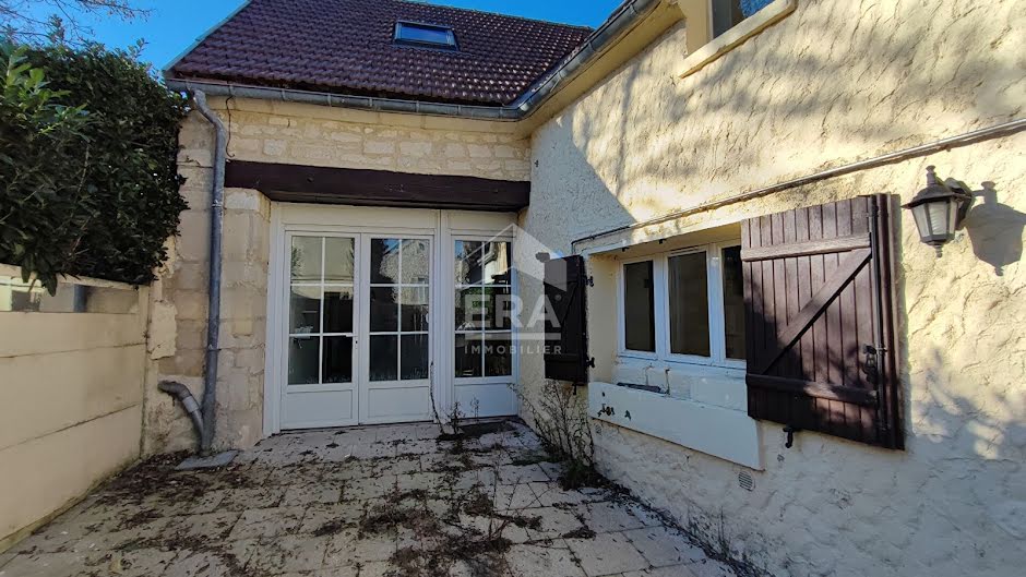 Vente maison 6 pièces 135 m² à Laigneville (60290), 158 000 €