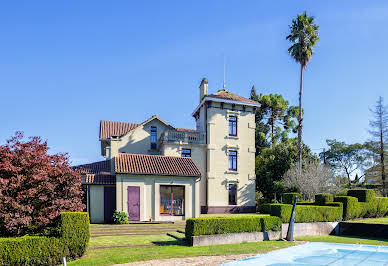 Villa 1