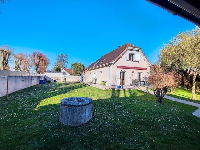 Vente maison 5 pièces 127 m² à Idron (64320), 371 000 €