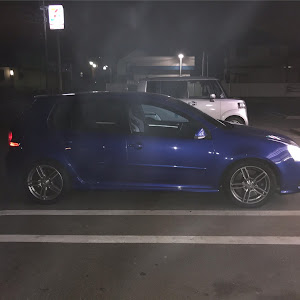 ゴルフ R32