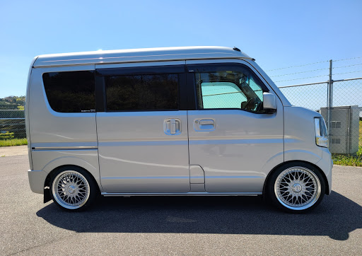 エブリイ Da17vのエブリイバン 横山bodyワークス 新作ホイール スーパースターホイール シェブロンレーシング M2に関するカスタム メンテナンスの投稿画像 車のカスタム情報はcartune