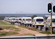 Taxis block the route out of Pretoria in the direction of Johannesburg. File photo. 