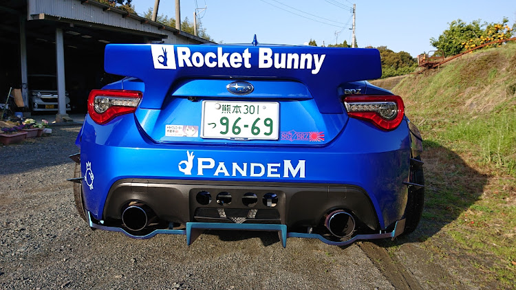 BRZのくぼまる  【WIDE LINE】さんが投稿したカスタム事例の投稿画像4枚目