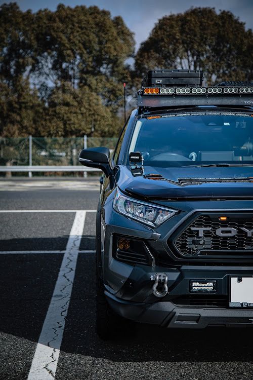 RAV4の愛車の半顔が見たい・播州R4183・1103RMに関するカスタム事例の投稿画像1枚目
