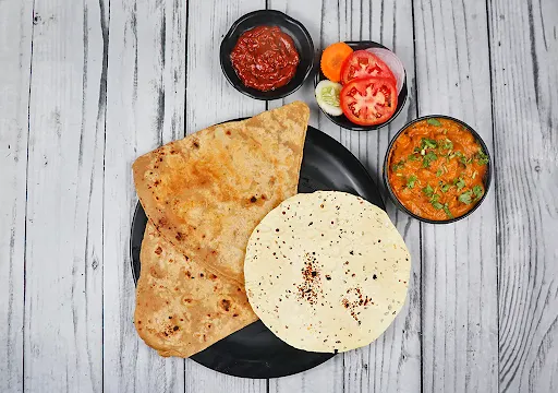 Chole Paratha Combo