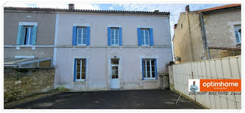 maison à Aunac-sur-Charente (16)