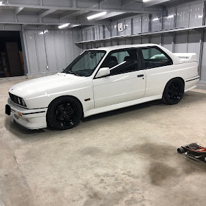 M3 クーペ E30