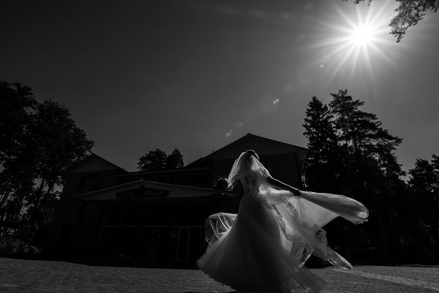 Fotógrafo de casamento Artem Vorobev (vartem). Foto de 7 de dezembro 2018