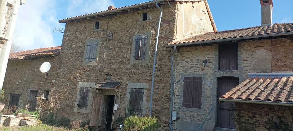 Vente maison 1 pièce 100 m² à Champagnac-la-Rivière (87150), 39 000 €