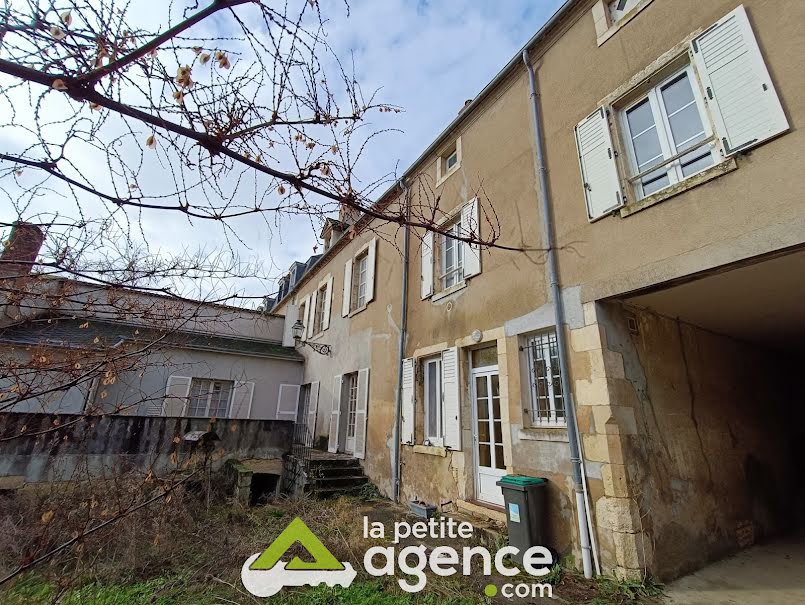 Vente maison  342 m² à Sancergues (18140), 97 000 €