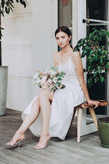 Wedding photographer Svetlana Voinova (lanashadow). Photo of 26 October 2019