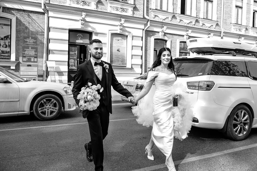 ช่างภาพงานแต่งงาน Ekaterina Komolova (k03101975) ภาพเมื่อ 14 พฤษภาคม