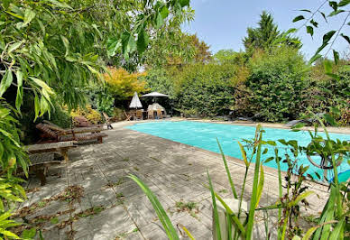 Property with pool 4