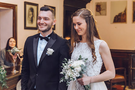 Fotografo di matrimoni Natalia Reznichenko (lovenotesphoto). Foto del 9 aprile 2018