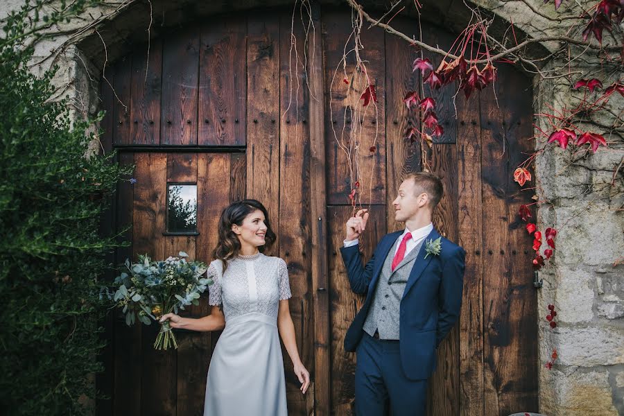 Wedding photographer Amy Jordison (amyjordisonphoto). Photo of 3 February 2020