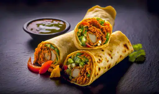 Achari Soya Chaap Tikka Roll