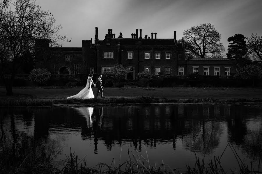 Wedding photographer Matt Selby (mattselby). Photo of 14 March