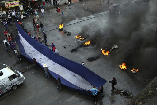 Nasilni protesti u Hondurasu posle reizbora predsednika