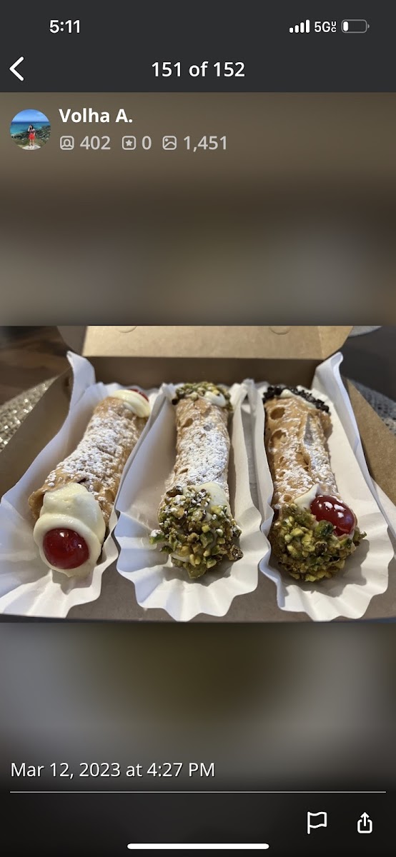 Gluten-Free at Kelly Cannoli